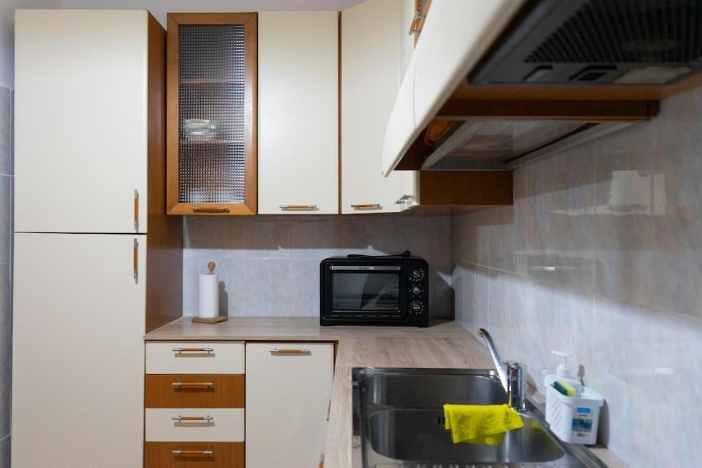Comodo Appartamento A Crotone Exteriör bild